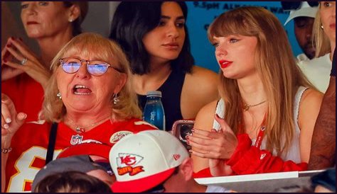 Taylor Swift Stars Dances With Donna Kelce Chiefs Playoff Victory